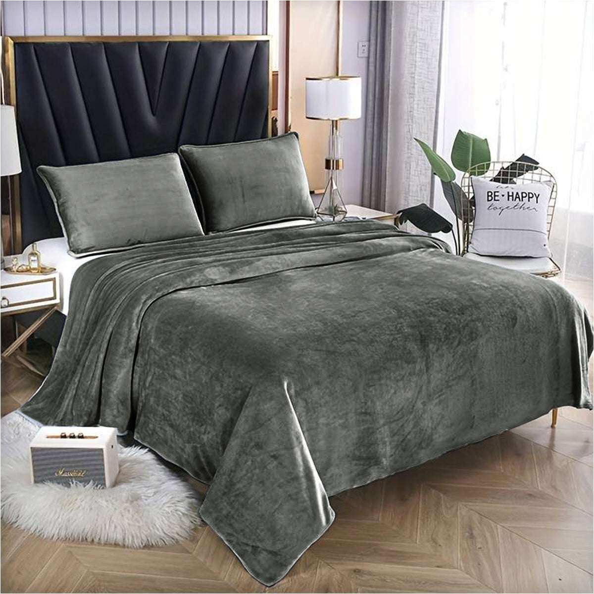 Large Faux Fur Throw Blanket – Soft Sofa & Bed Throw